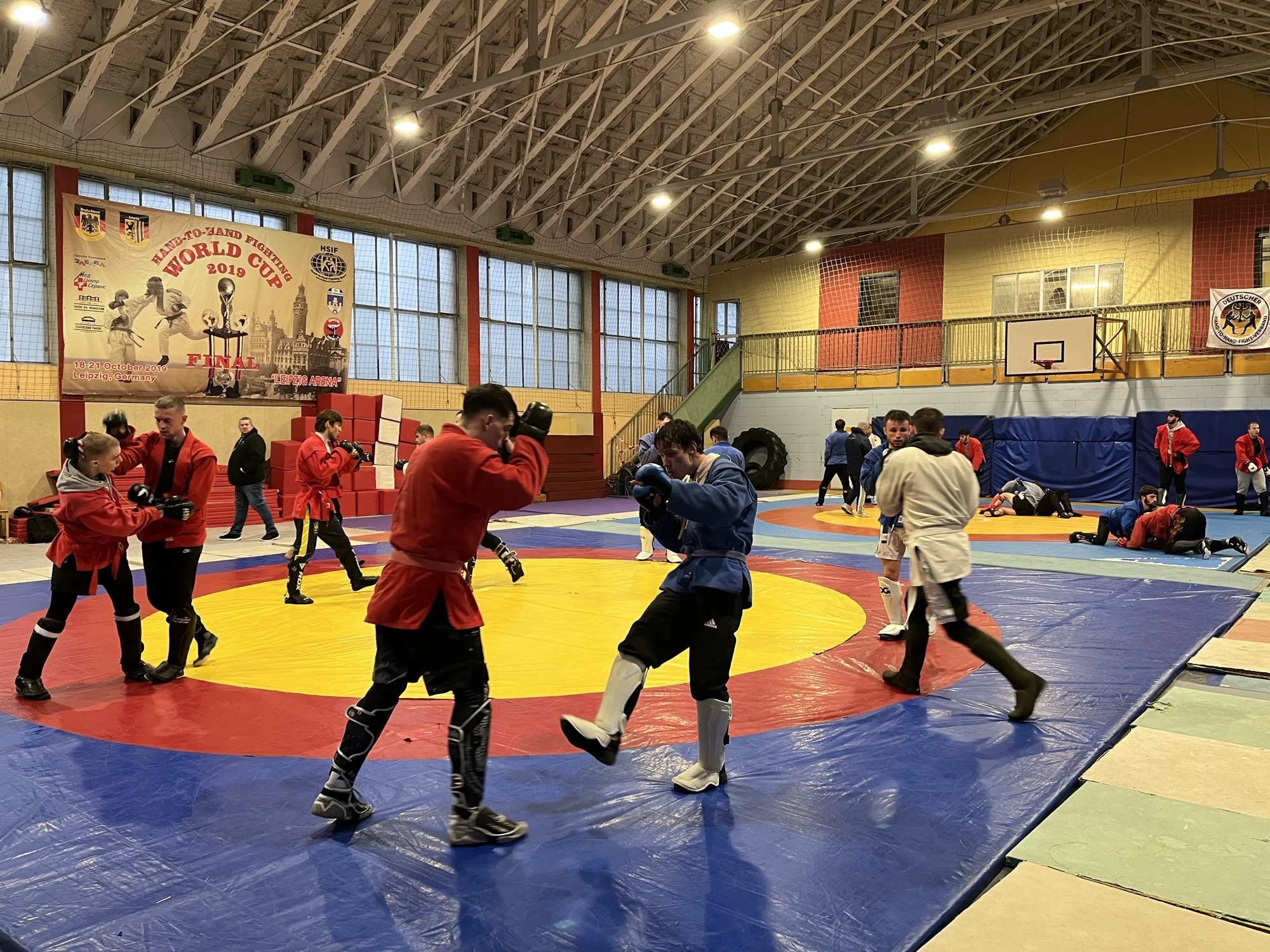 Hand-to-Hand-Fighting Training in Aktion